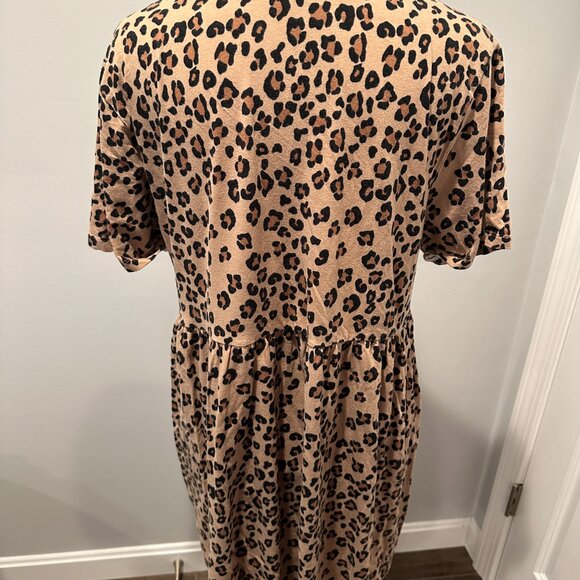 Wild Fable Cheetah Print Short Sleeved T-Shirt Dress SIZE LARGE - Picture 4 of 8